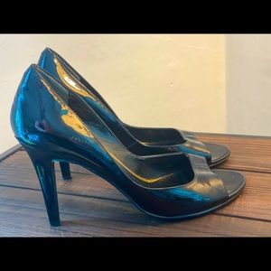Ralph Lauren patented leather black heels